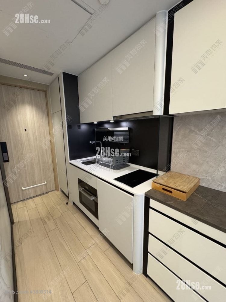 kitchen: One Innovale Sell 1 Bathroom 228 ft²