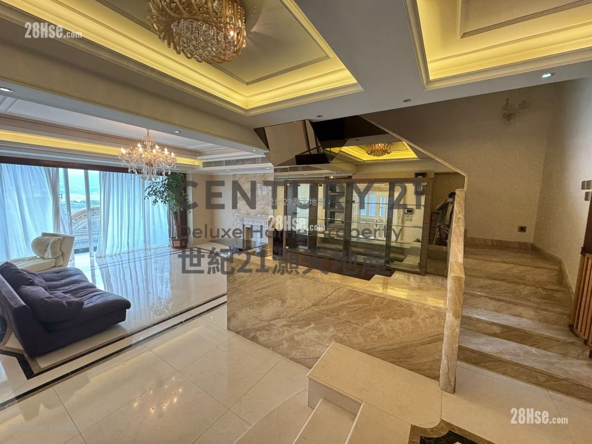 The Beverly Hills Rental 5+ Bedrooms , 5+ Bathrooms 3,272 ft²