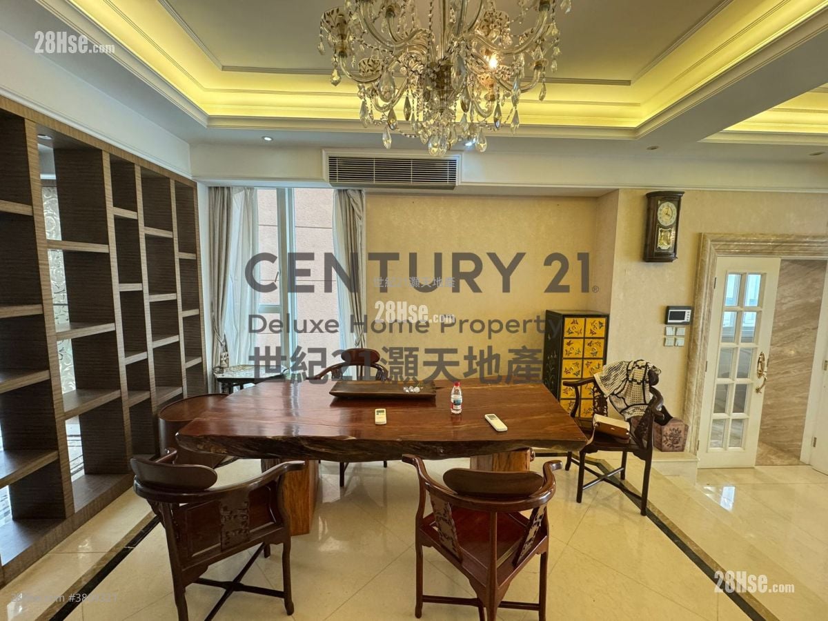 The Beverly Hills Rental 5+ Bedrooms , 5+ Bathrooms 3,272 ft²