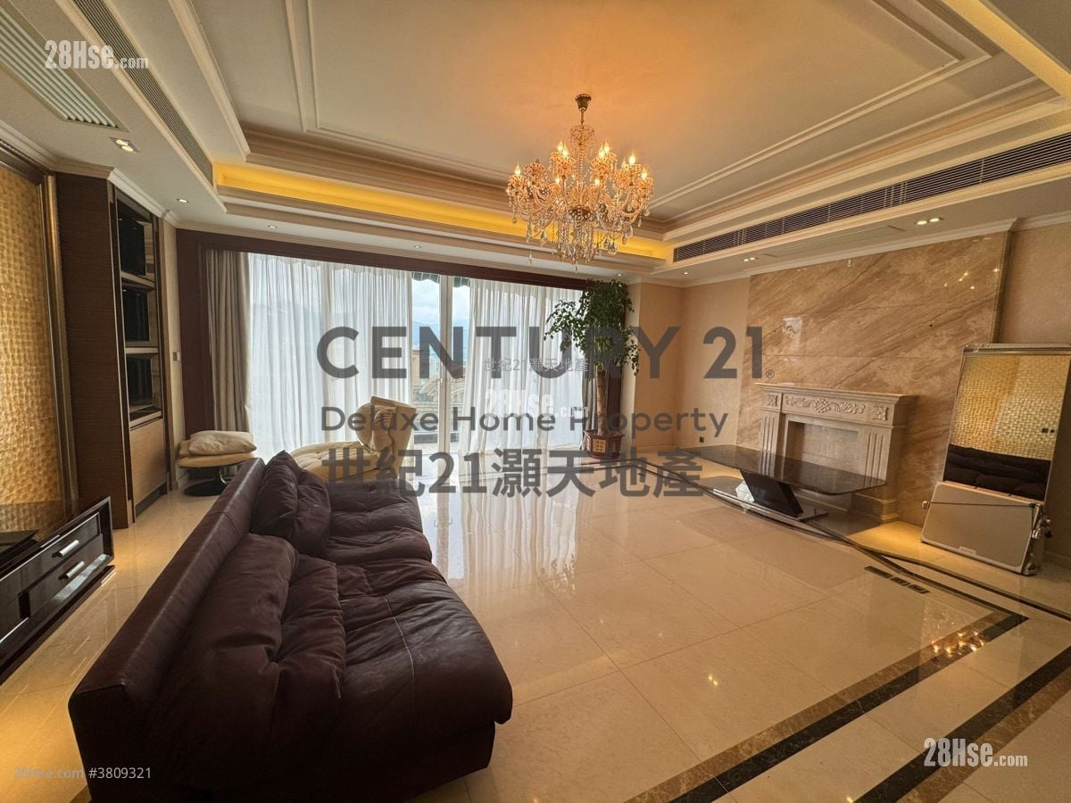 The Beverly Hills Rental 5+ Bedrooms , 5+ Bathrooms 3,272 ft²