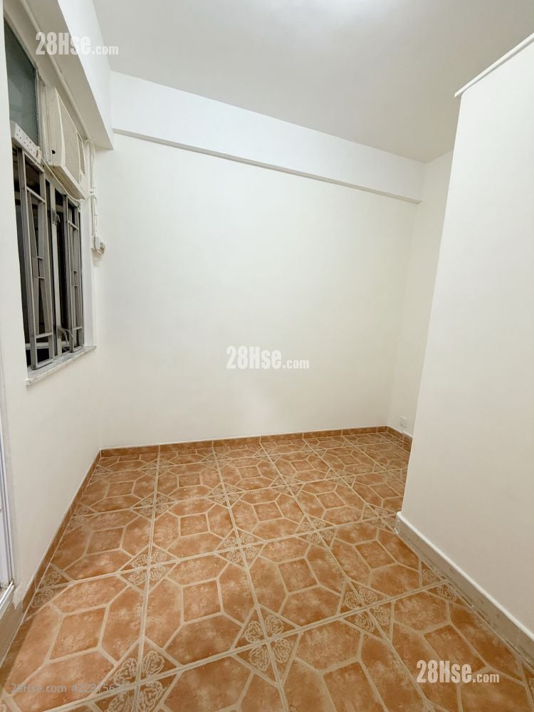 鹿苑 租盘 1 浴室 150 平方尺