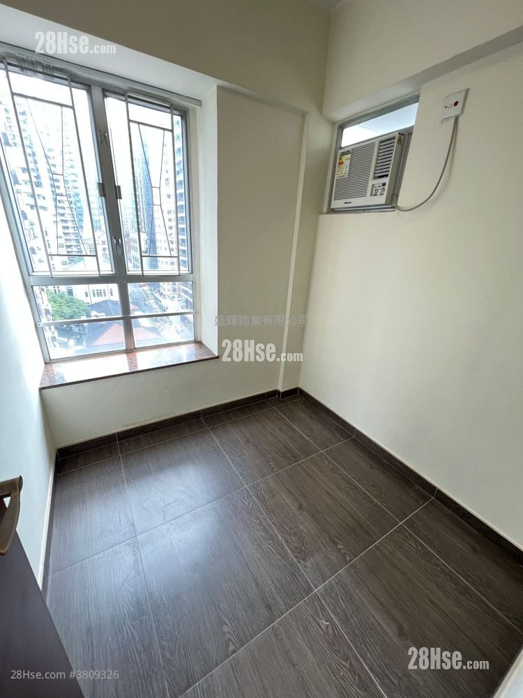 Shun Tai Building Rental 2 Bedrooms 260 ft²