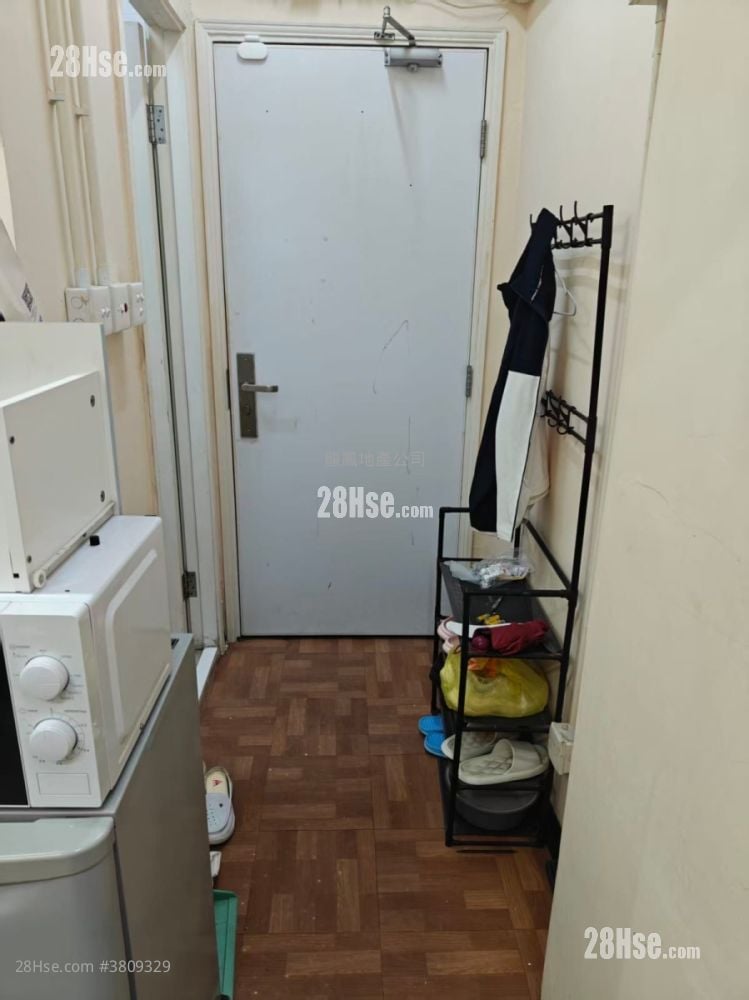 Cheong Fai Mansion Rental 1 Bedroom , 1 Bathroom 218 ft²
