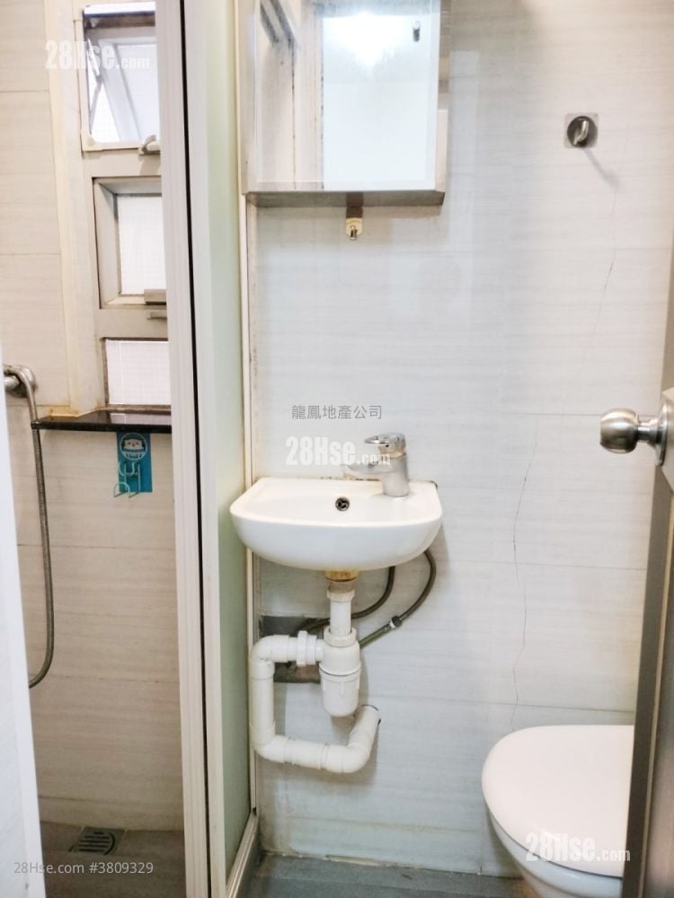 Cheong Fai Mansion Rental 1 Bedroom , 1 Bathroom 218 ft²