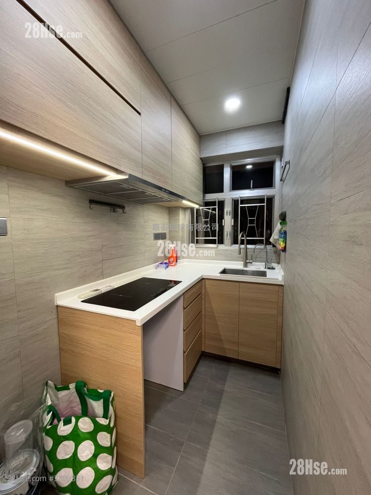 碧丽大厦 租盘 1 房 , 1 浴室 285 平方尺