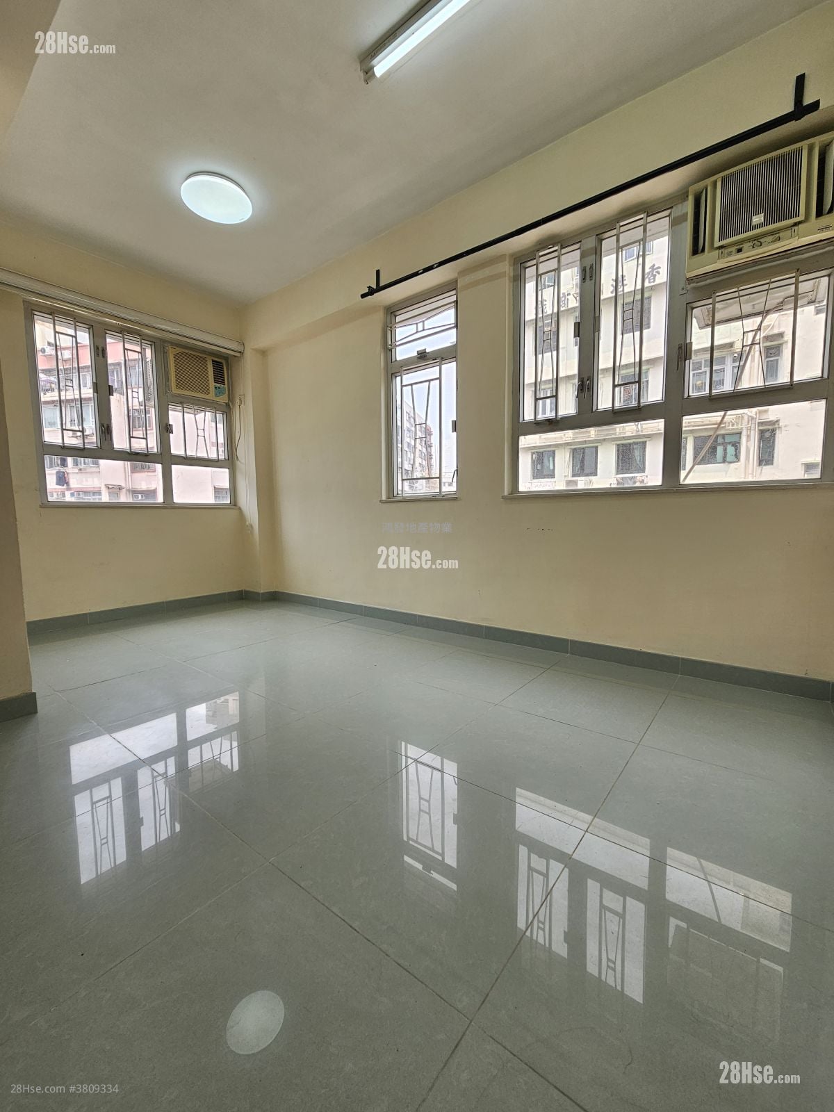 成都大厦 租盘 开放式间隔 , 1 浴室