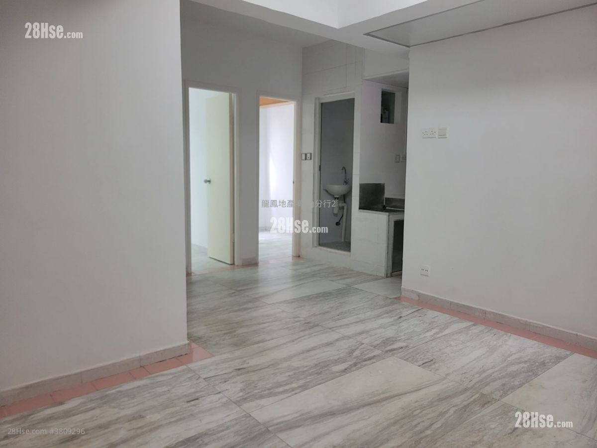 兆丰大楼 租盘 2 房 , 1 浴室 320 平方尺