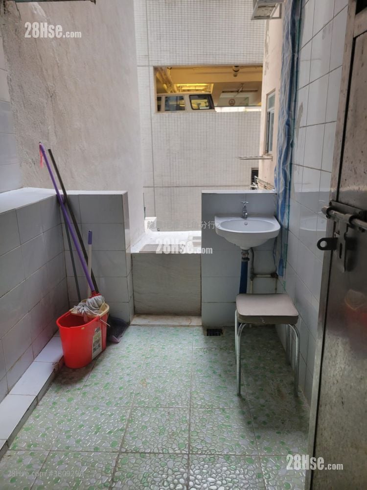 兆丰大楼 租盘 2 房 , 1 浴室 320 平方尺