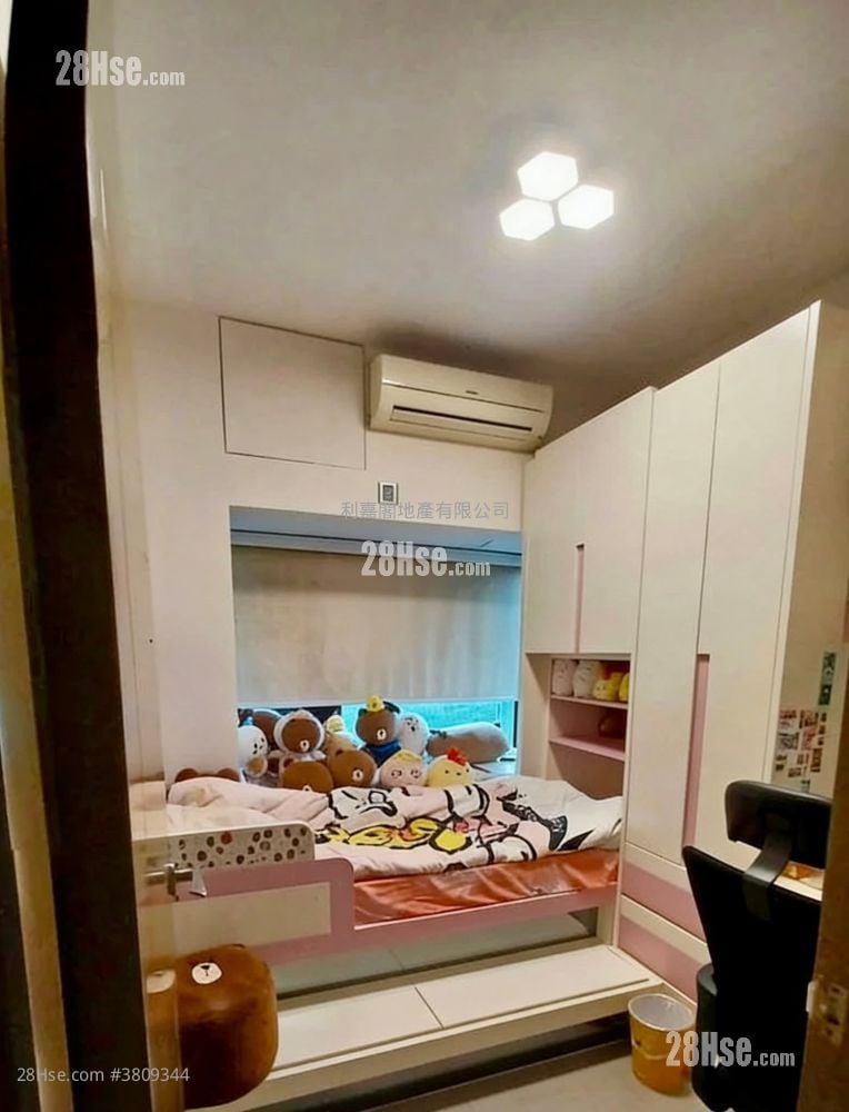 晓峰园 售盘 3 房 , 2 浴室 755 平方尺