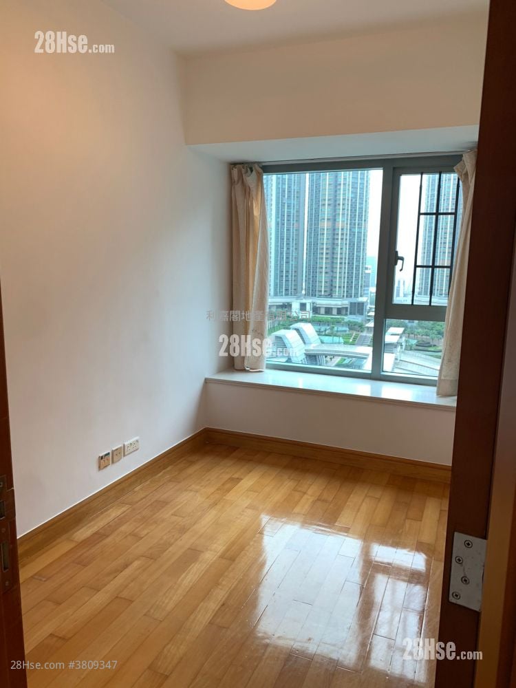 The Harbourside Sell 3 Bedrooms , 3 Bathrooms 1,015 ft²