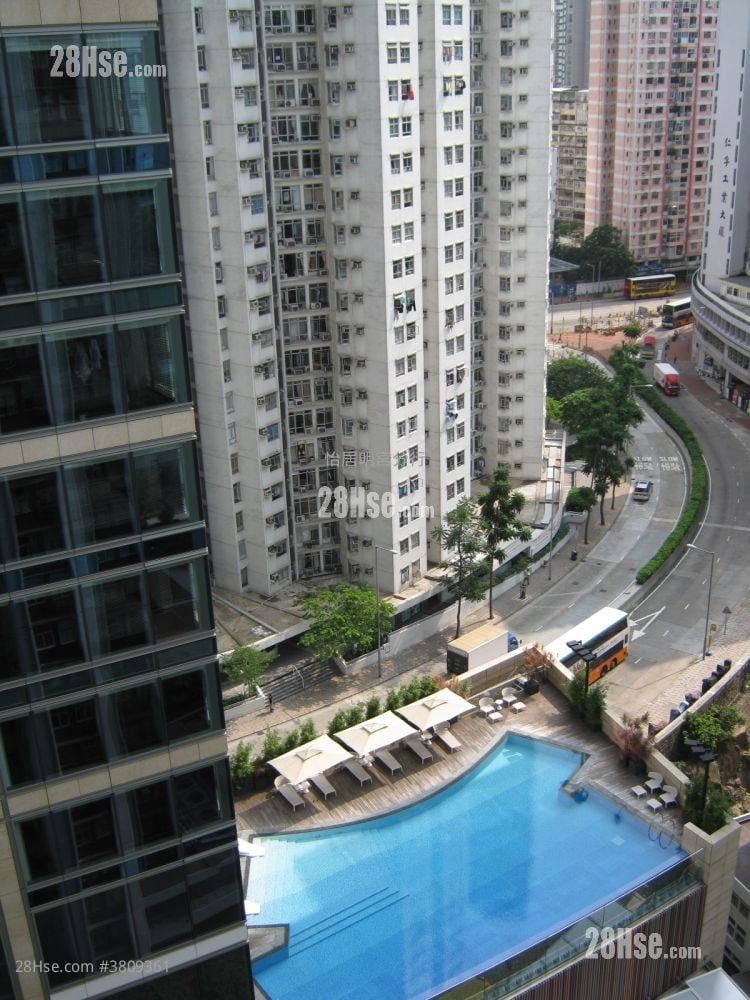 Taikoo Shing Sell 3 Bedrooms 702 ft²