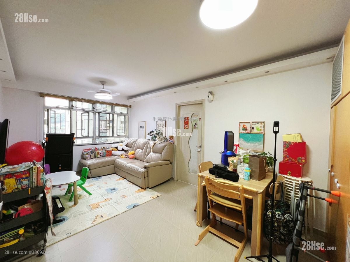 丽城花园 售盘 3 房 , 2 浴室 728 平方尺