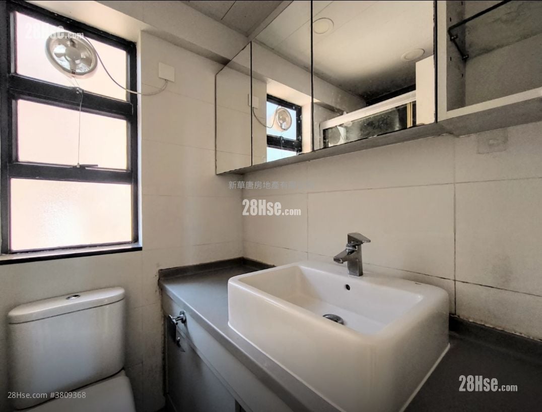 蔚華閣 租盤 3 房 , 2 浴室 686 平方呎