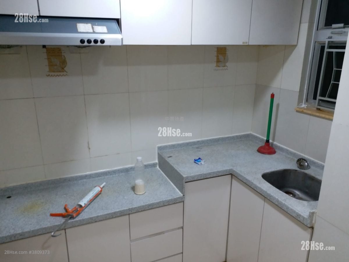 Wan Tin Building Rental 3 Bedrooms , 1 Bathroom 465 ft²