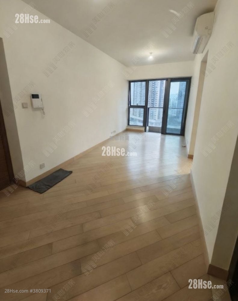 Grand Yoho Sell 2 Bedrooms , 1 Bathroom 534 ft²