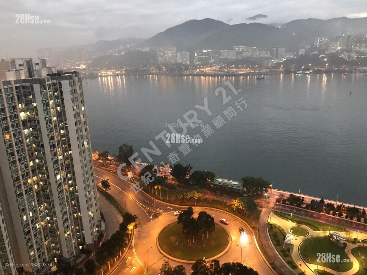 Kam Fai Court Sell 2 Bedrooms , 1 Bathroom 415 ft²