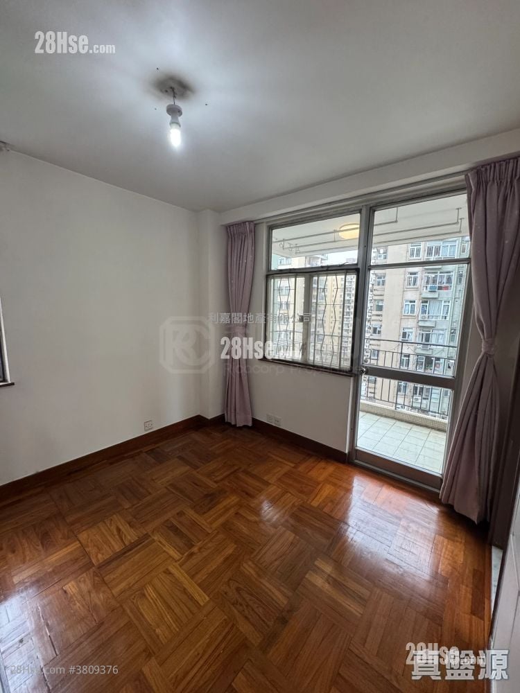 美孚新邨 售盘 3 房 , 2 浴室 907 平方尺