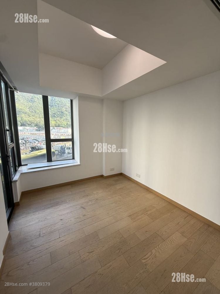 The Visionary Rental 1,975 ft²