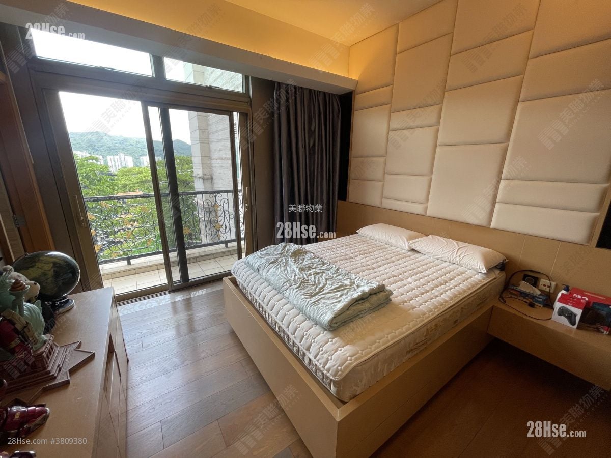 戈林 售盘 2 浴室 2,552 平方尺