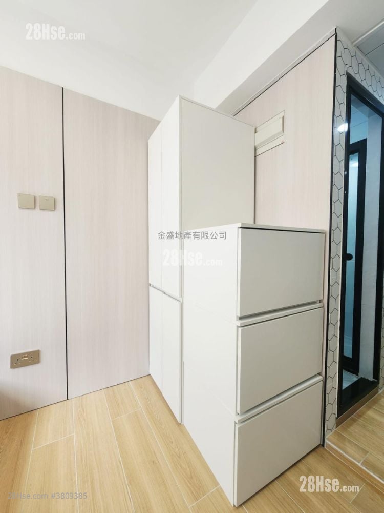 单幢楼房 租盘 1 浴室 160 平方尺