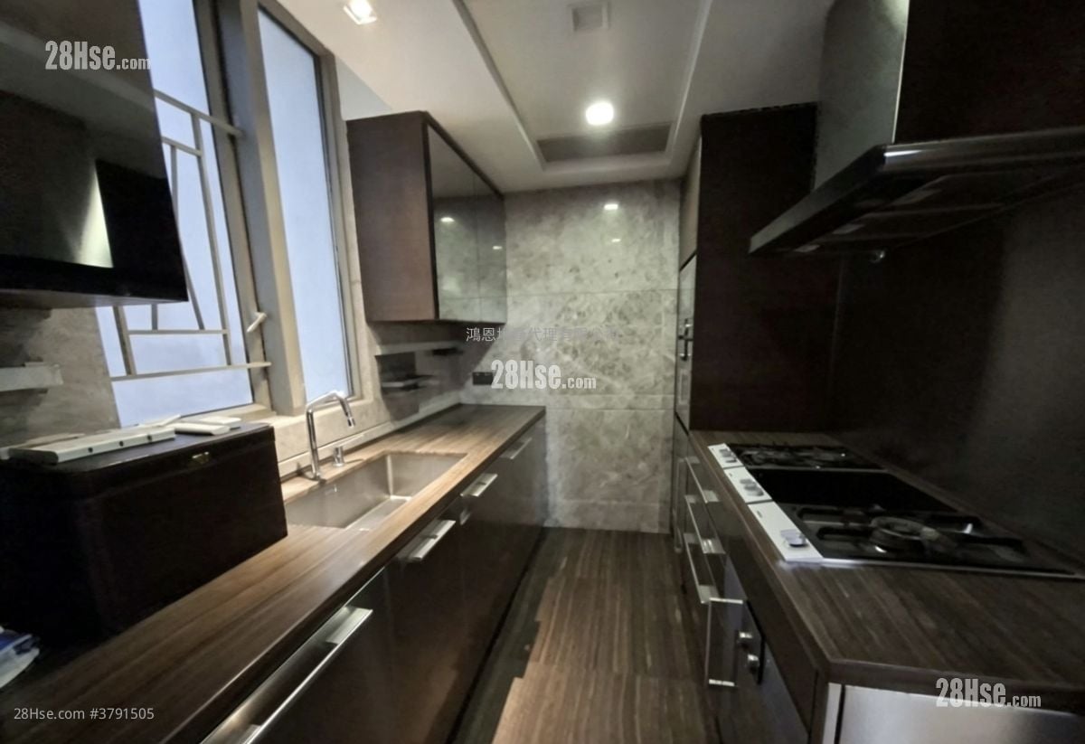 君柏 租盘 4 房 , 3 浴室 1,723 平方尺