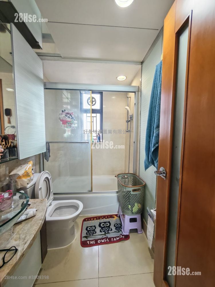 Chelsea Court Sell 3 Bedrooms , 2 Bathrooms 644 ft²