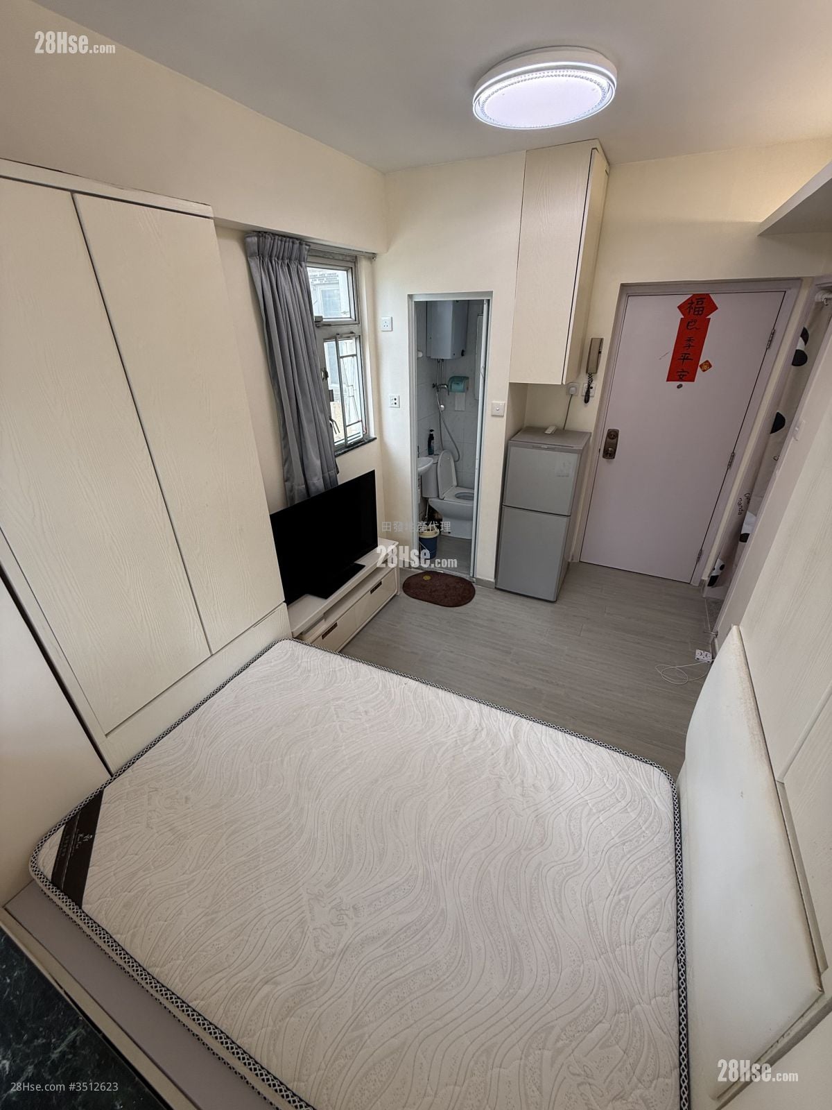 Shun Fat Building Sell Studio , 1 Bathroom 143 ft²