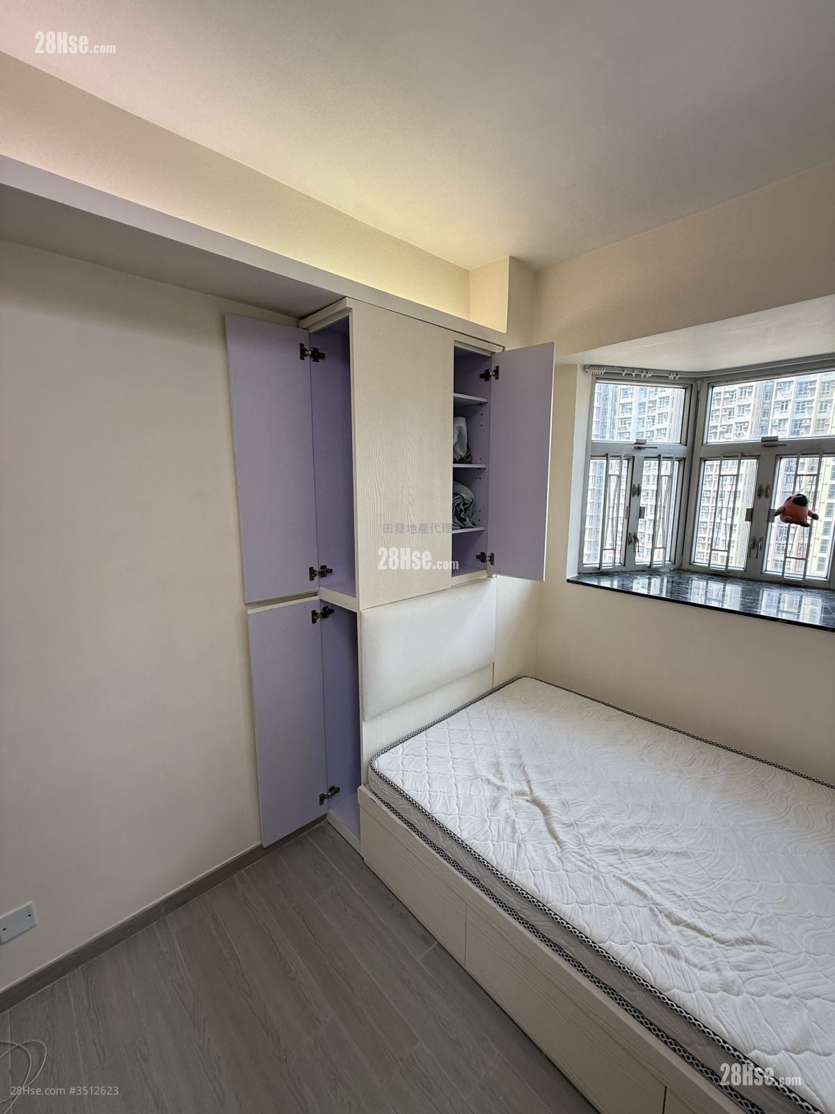 Shun Fat Building Sell Studio , 1 Bathroom 143 ft²