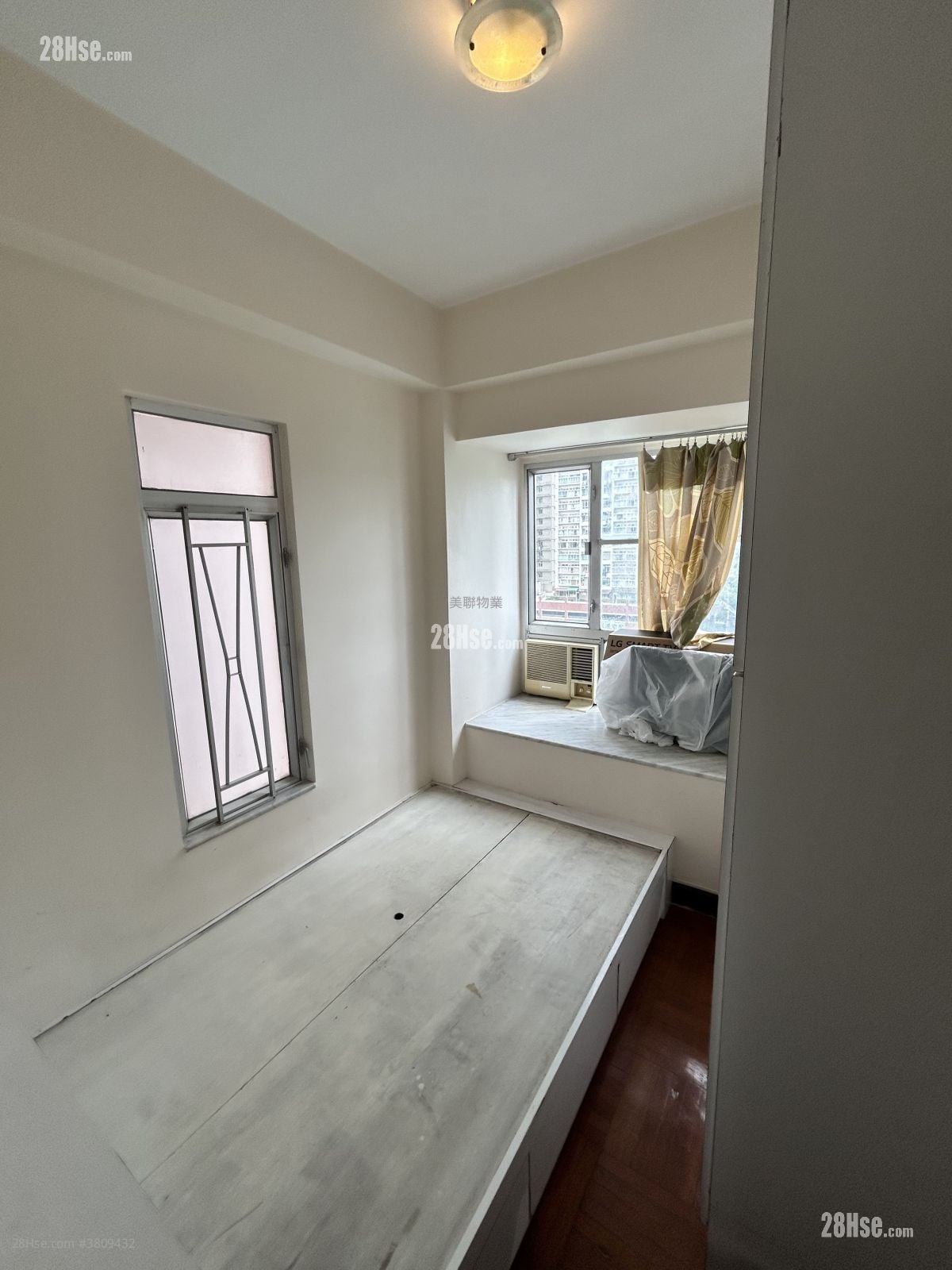 Shatinpark Sell 2 Bedrooms , 1 Bathroom 269 ft²