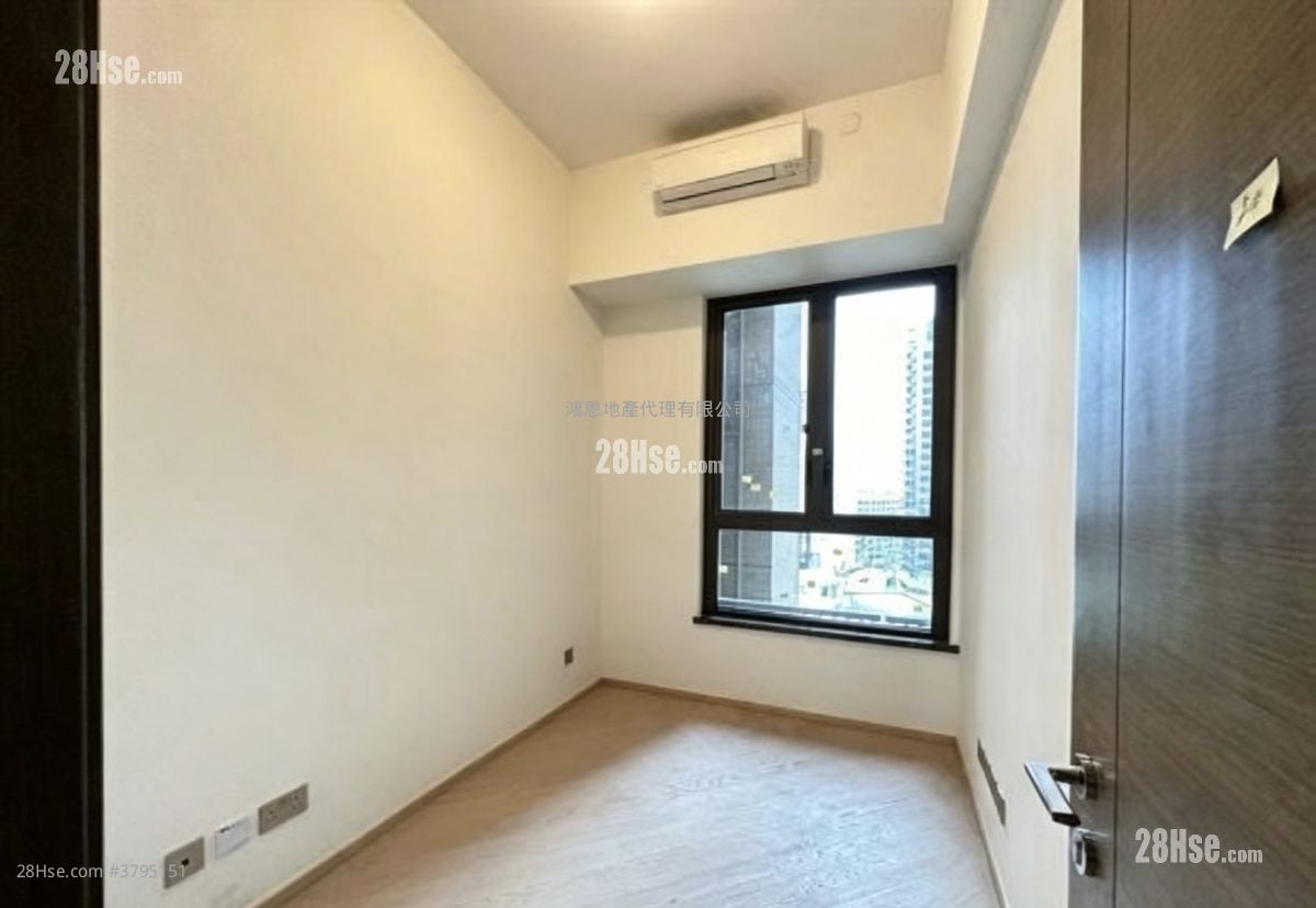 Grand Homm Rental 3 Bedrooms , 3 Bathrooms 1,425 ft²