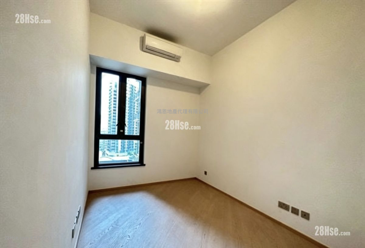 Grand Homm Rental 3 Bedrooms , 3 Bathrooms 1,425 ft²