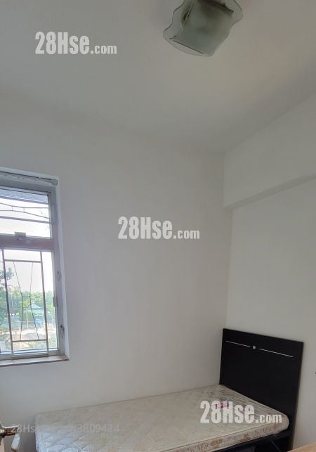 Jade Court Rental 2 Bedrooms , 1 Bathroom 393 ft²