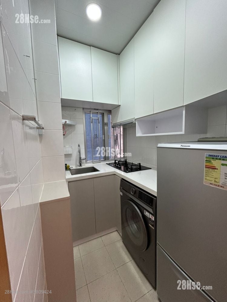 Jade Court Rental 2 Bedrooms , 1 Bathroom 393 ft²