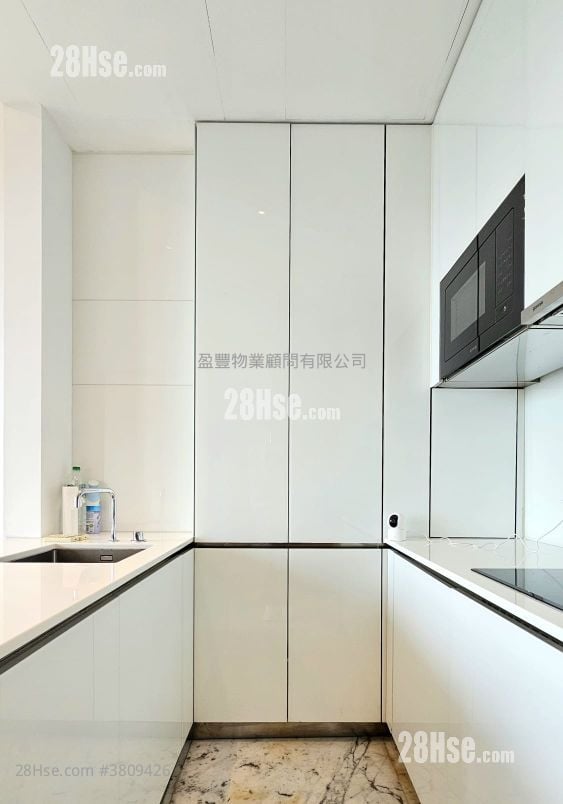 kitchen: The Gloucester Sell 1 Bedroom , 1 Bathroom 342 ft²