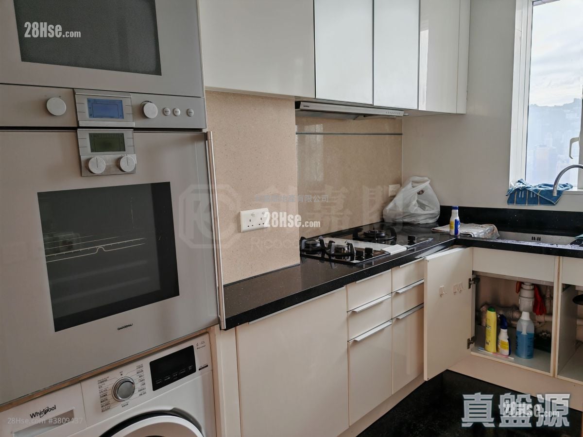 The Masterpiece Sell 2 Bedrooms , 2 Bathrooms 939 ft²