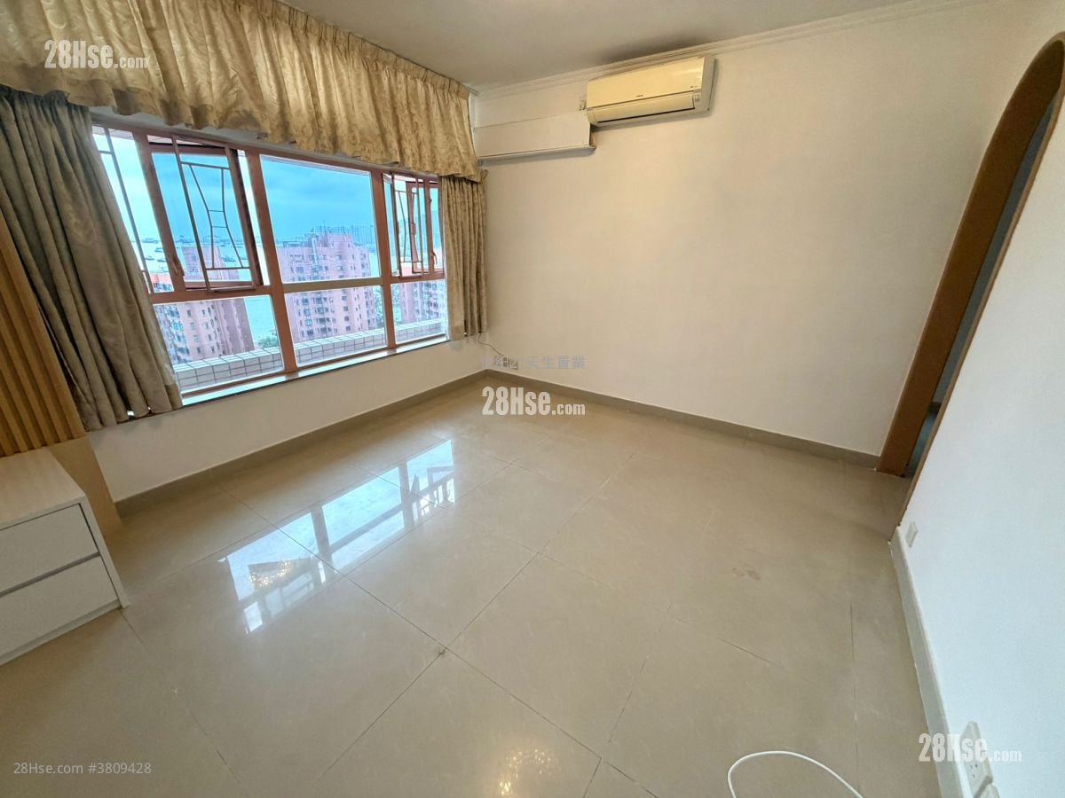 香港黄金海岸 售盘 3 房 , 2 浴室 685 平方尺