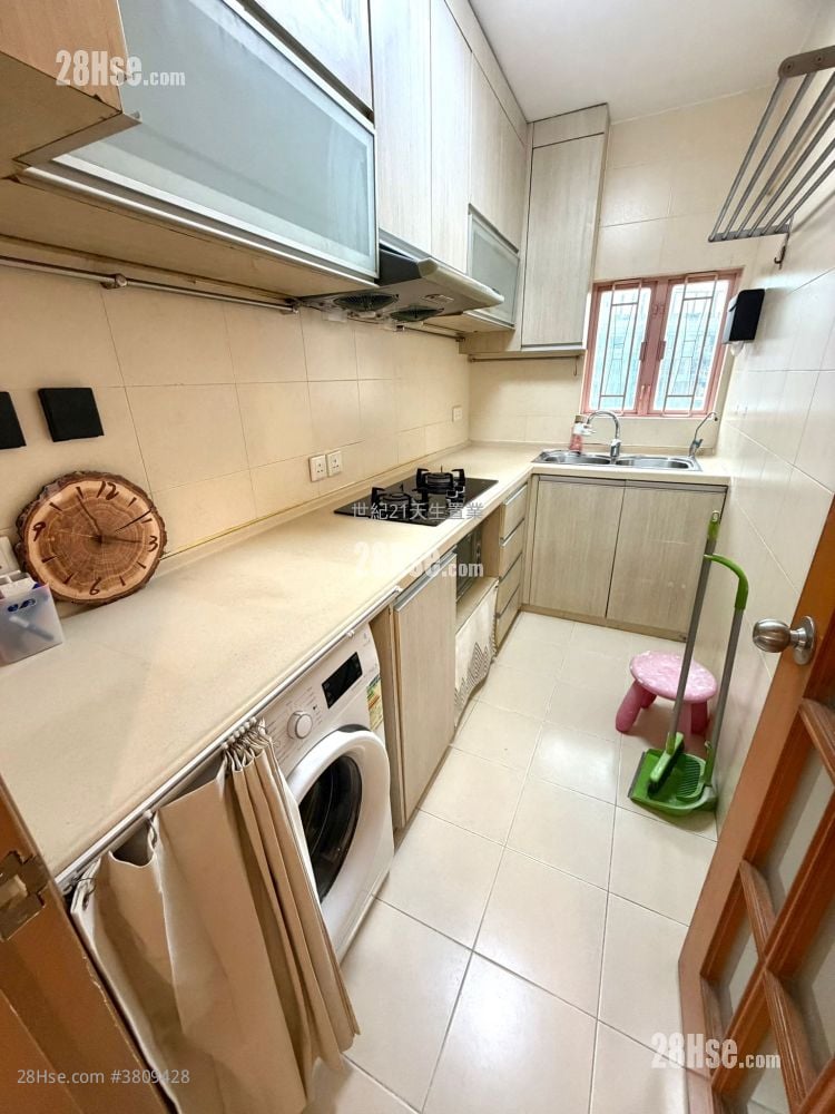 香港黄金海岸 售盘 3 房 , 2 浴室 685 平方尺