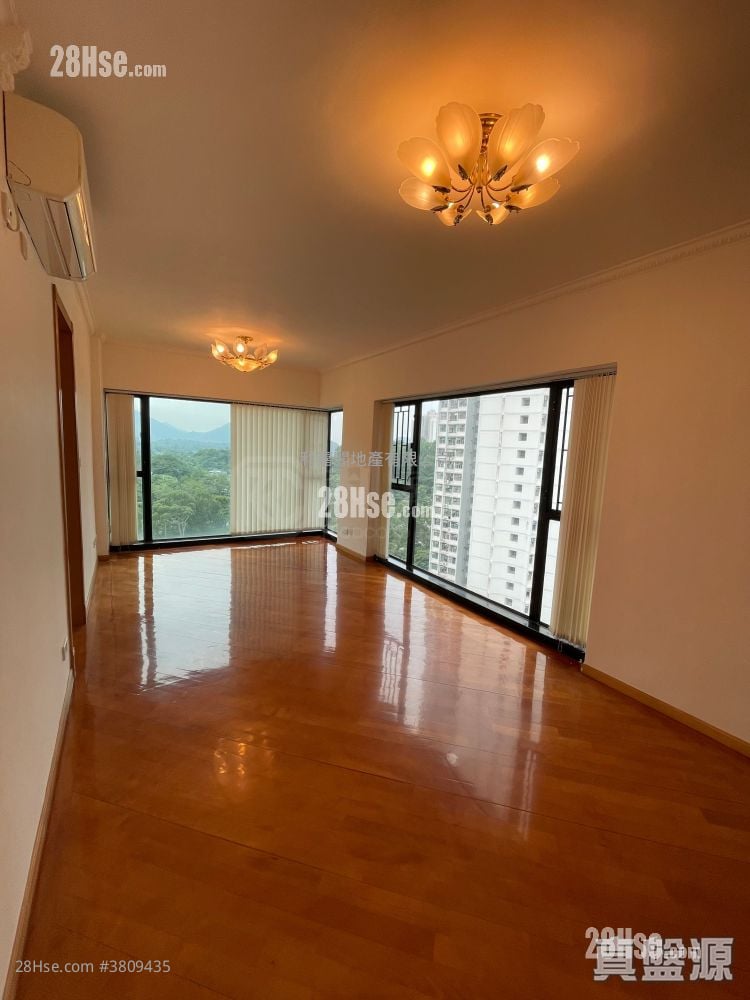 豪峰岭 售盘 4 房 , 3 浴室 944 平方尺