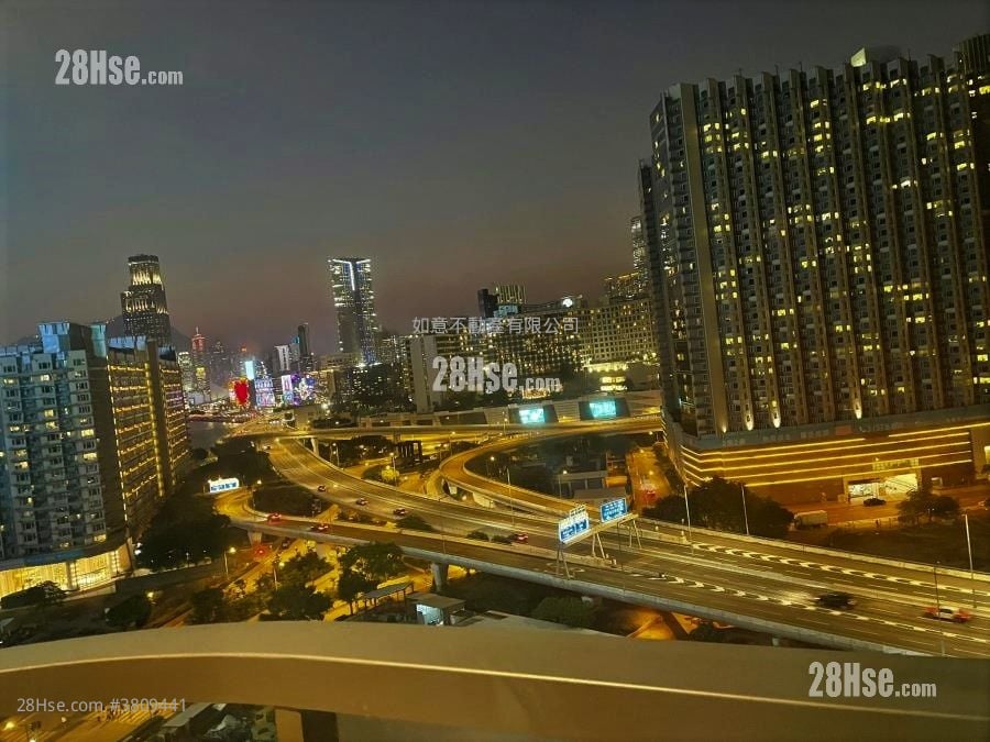 維港星岸 售盤 4 房 , 3 浴室 1,076 平方呎