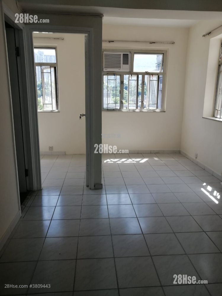 Fook On Building Sell 1 Bedroom , 1 Bathroom 301 ft²