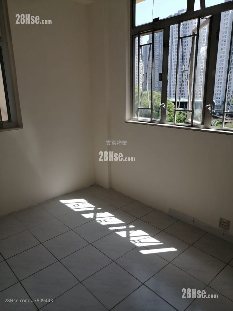 Fook On Building Sell 1 Bedroom , 1 Bathroom 301 ft²