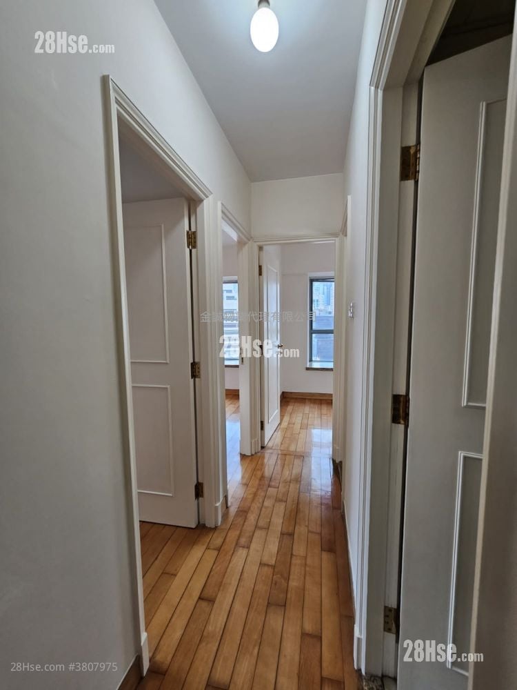 帝后华庭 售盘 3 房 , 1 浴室 518 平方尺