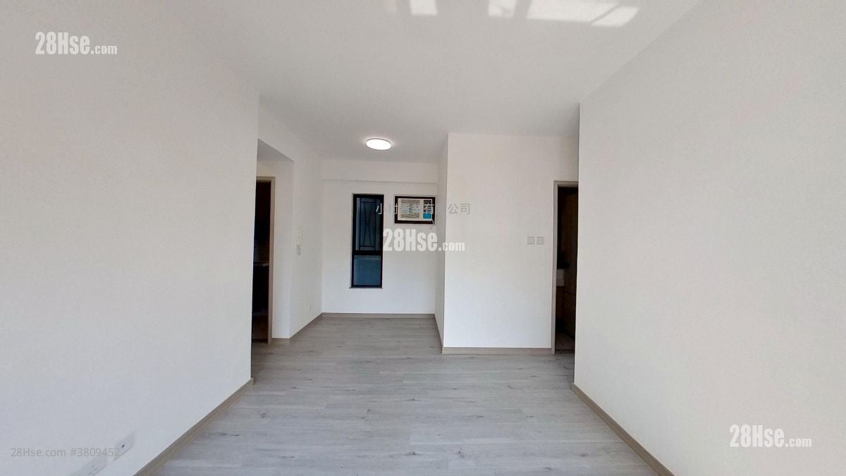 厅: 百年大楼 租盘 2 房 , 1 浴室 416 平方尺