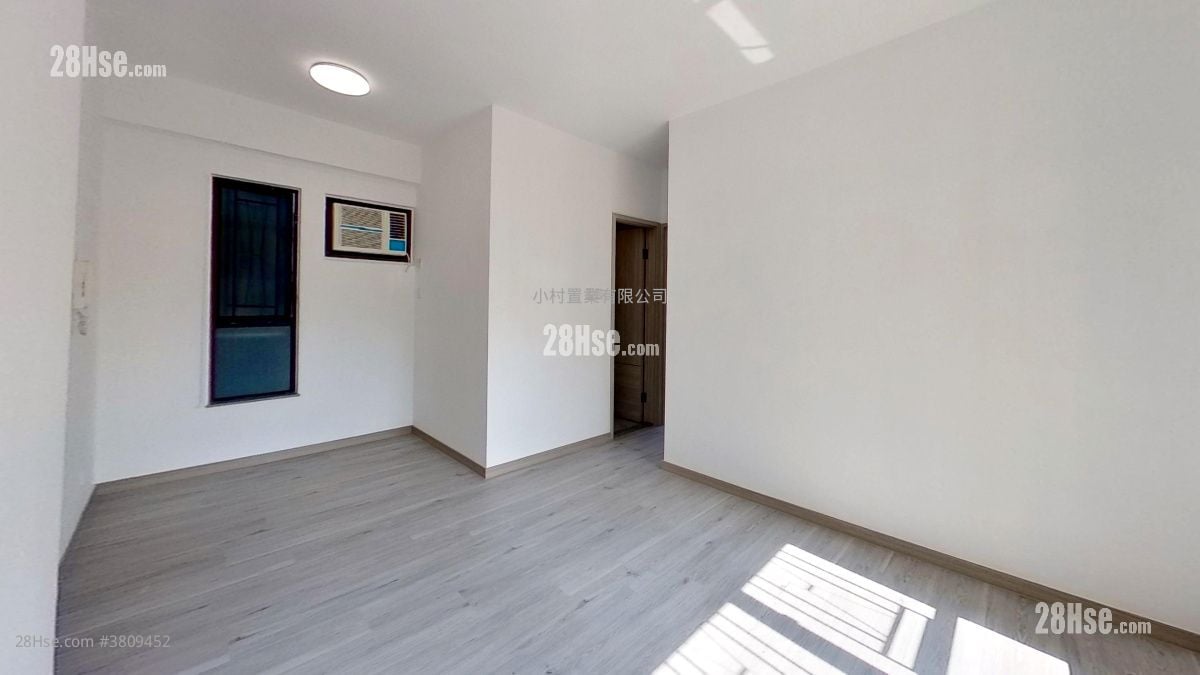 厅: 百年大楼 租盘 2 房 , 1 浴室 416 平方尺