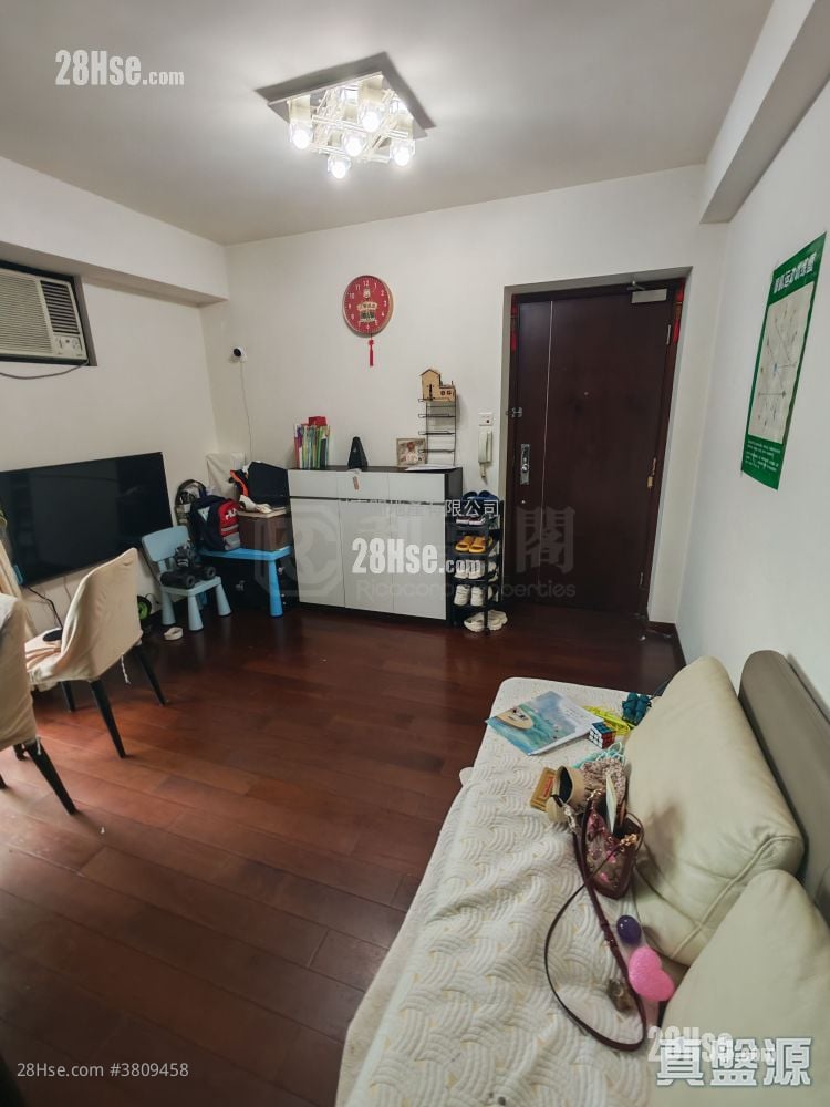 御皇庭 售盘 4 房 690 平方尺