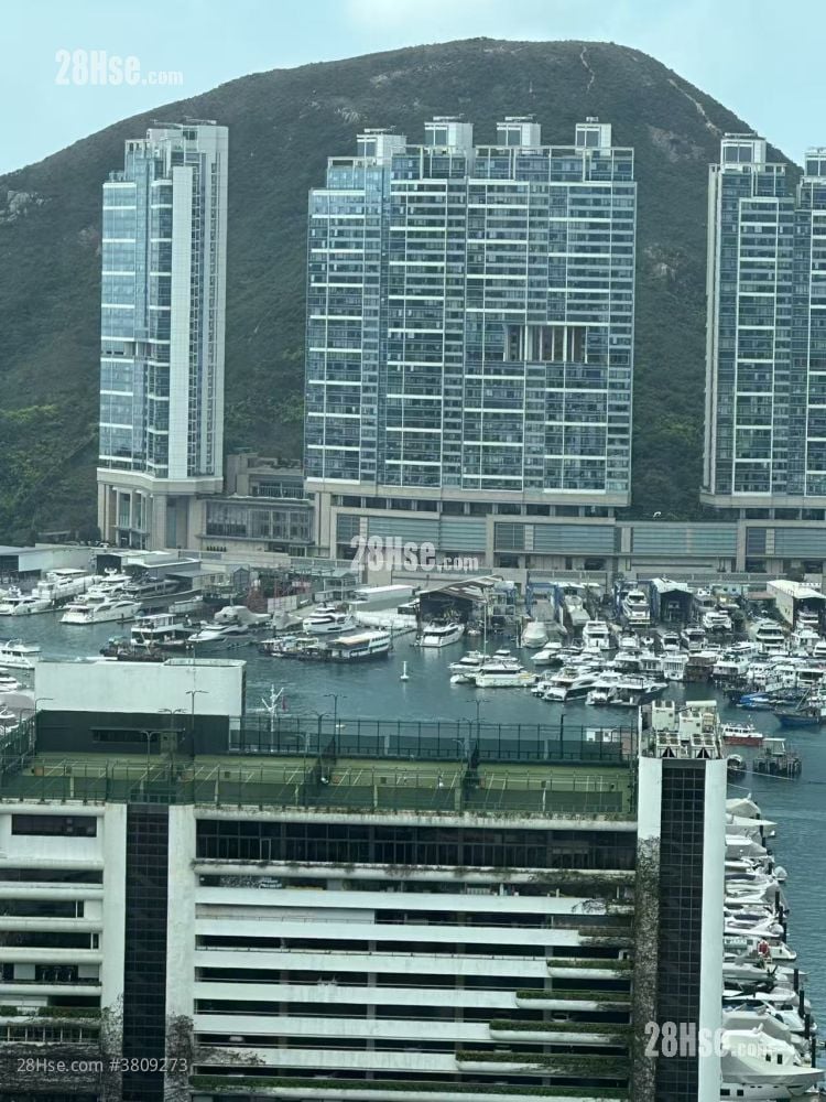 The Southside Rental 3 Bedrooms , 3 Bathrooms 737 ft²