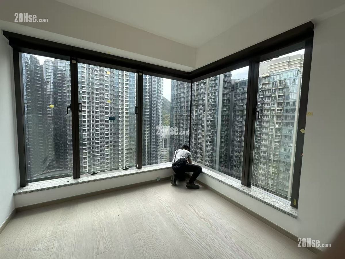 The Southside Rental 3 Bedrooms , 3 Bathrooms 737 ft²