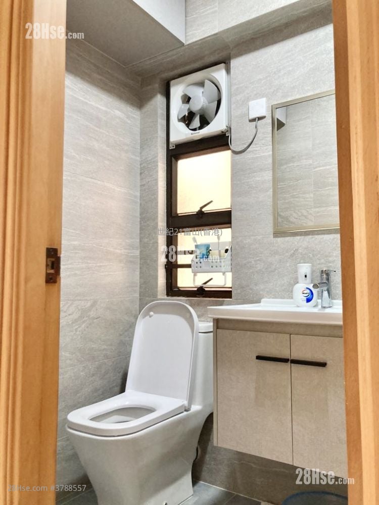 Bay View Garden Sell 2 Bedrooms , 1 Bathroom 401 ft²