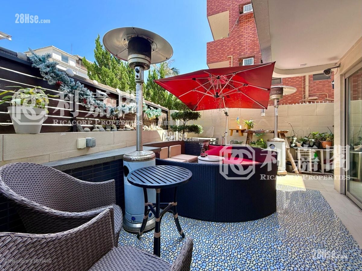 Ha Yeung Village Sell 3 Bedrooms , 3 Bathrooms 1,400 ft²