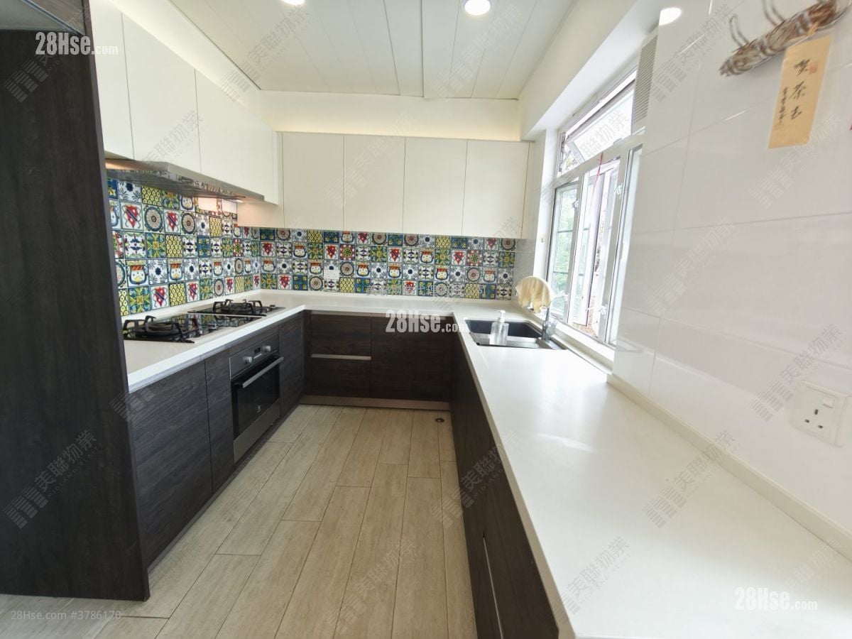 国城大厦 售盘 3 房 , 2 浴室 1,061 平方尺